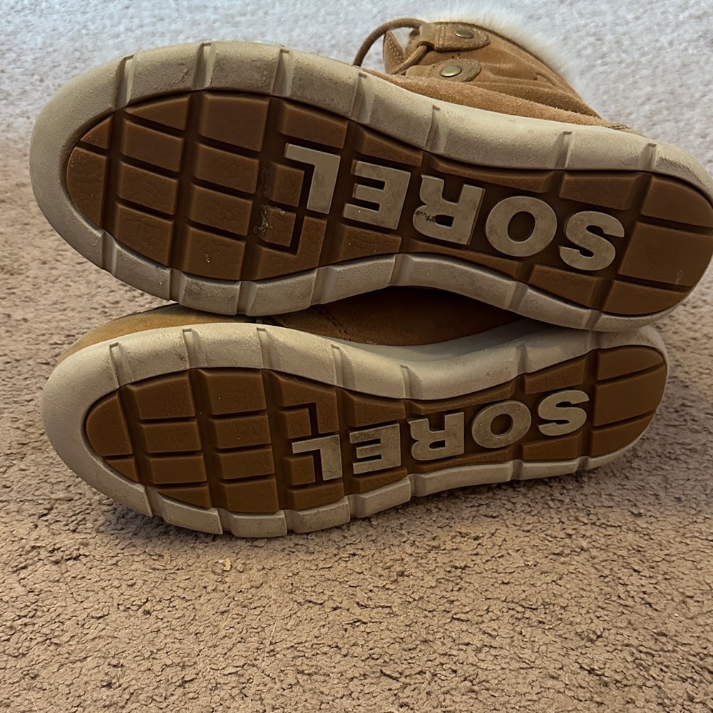 Sorel Brown Suede Boots - Picture 5 of 6